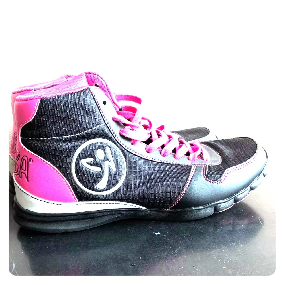 Multi colored Zumba sneaker worn once.